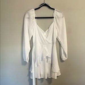 NEW White V-Neck Tiered Dress Bride Bachelorette